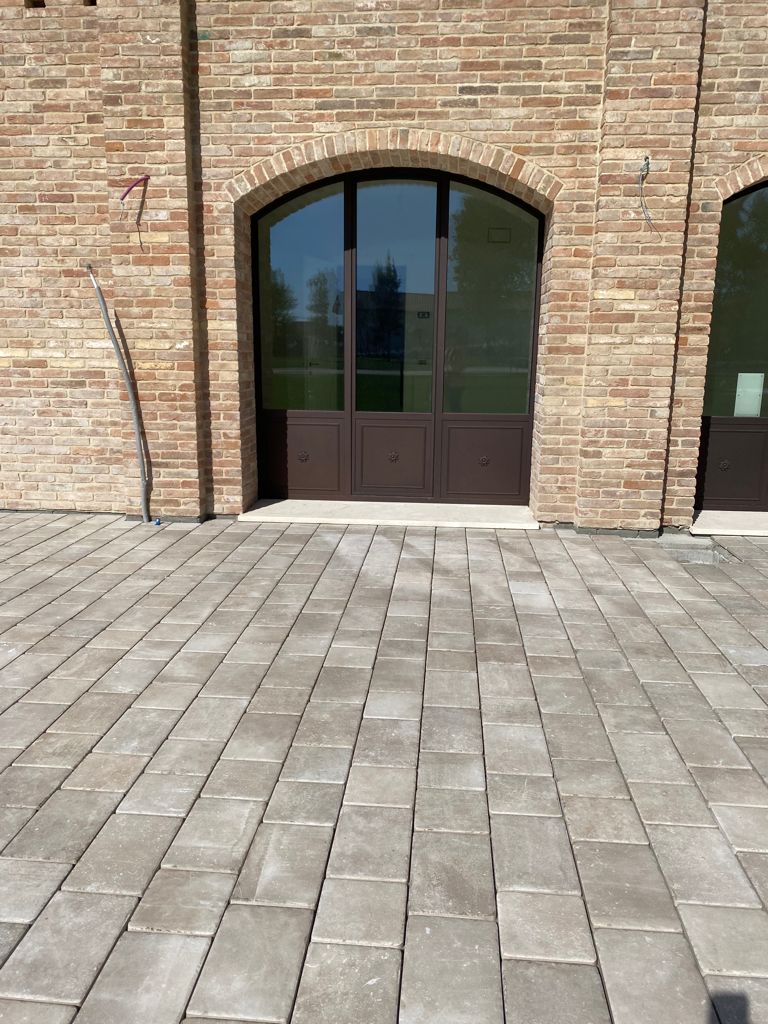 Gres porcellanato per esterno