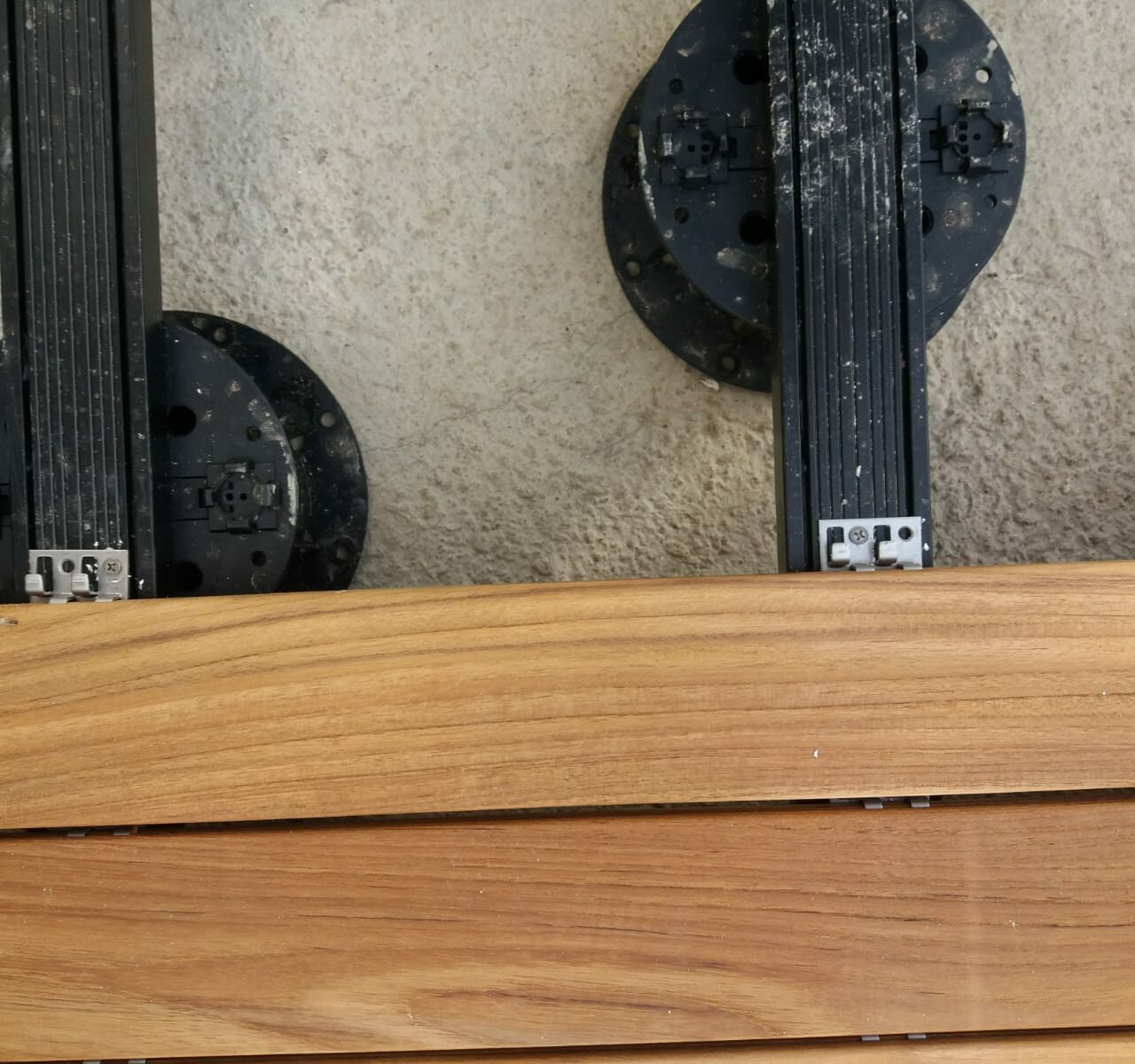 Decking esterno in legno.
