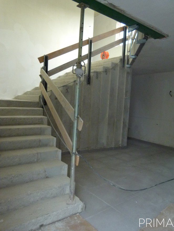 Scala continua in cemento resina