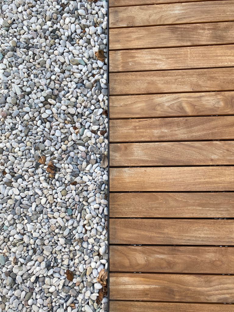 Decking esterno in legno.