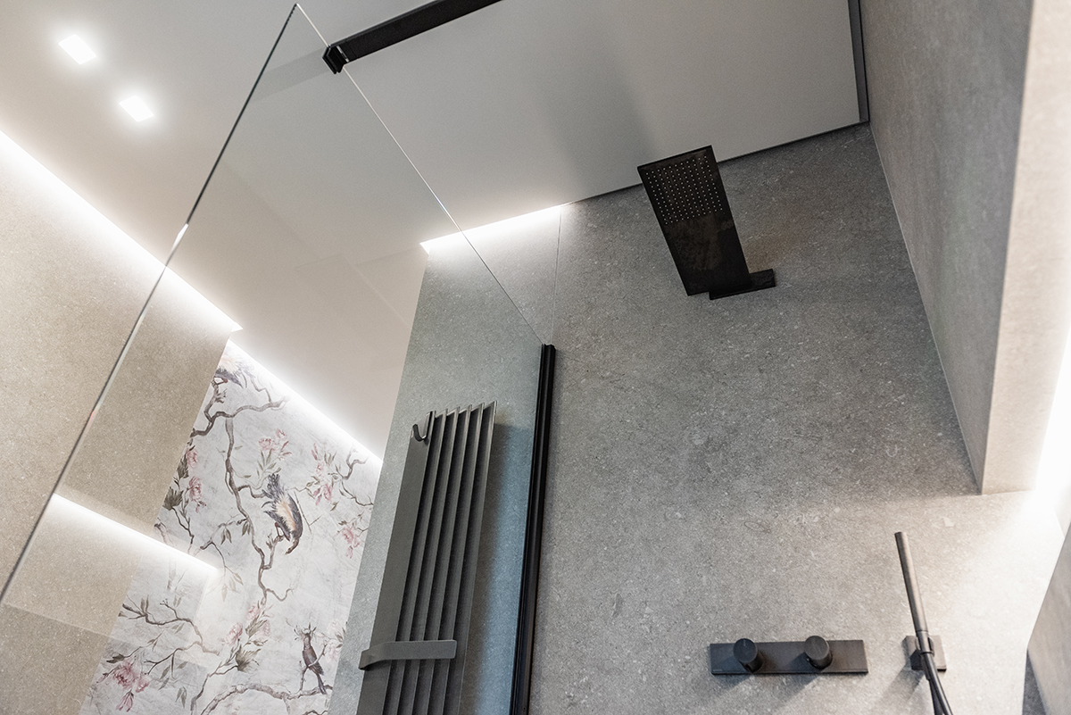 Progettazione bagno: materiali, arredi e accessori.