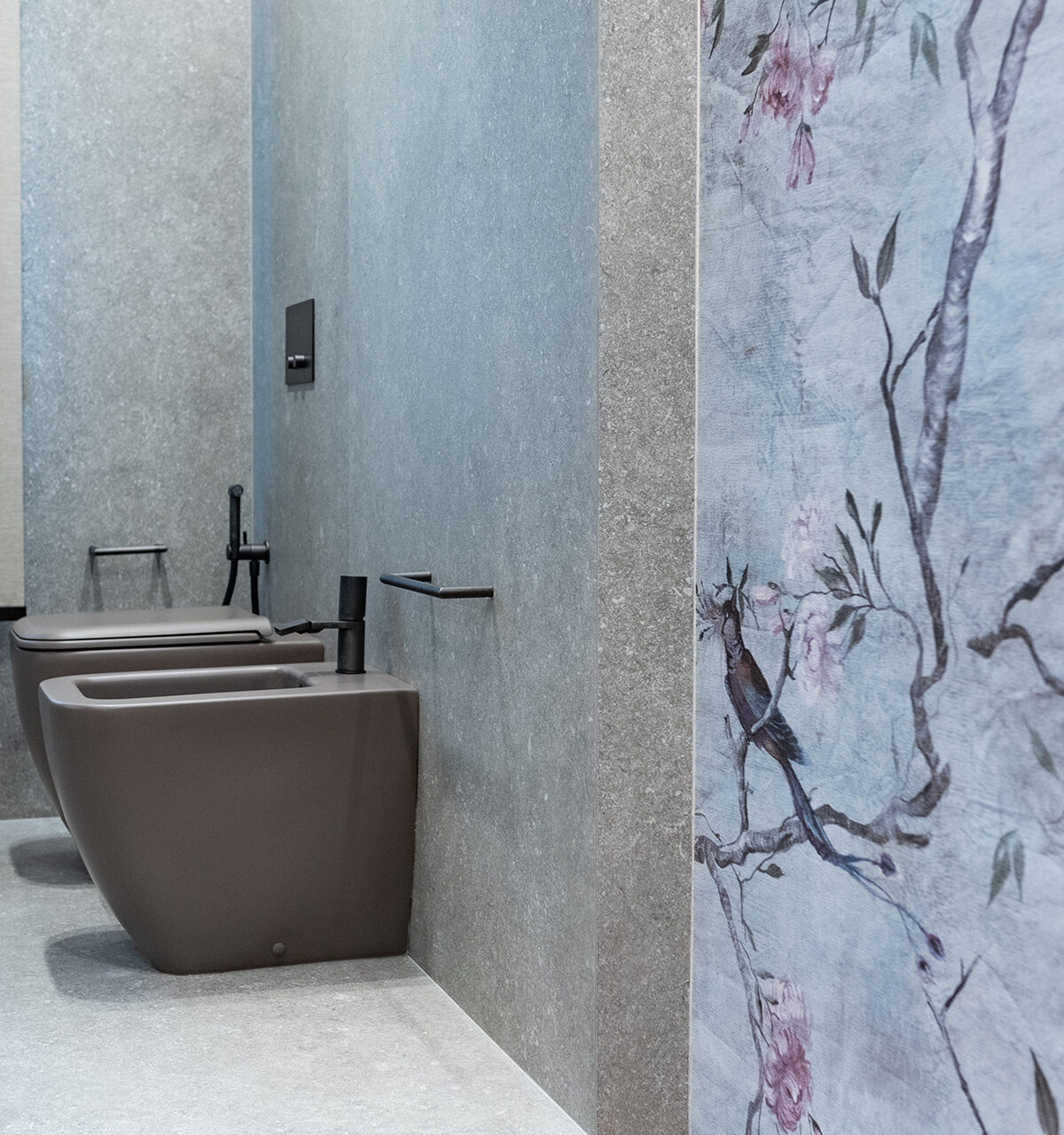 Progettazione bagno: materiali, arredi e accessori.